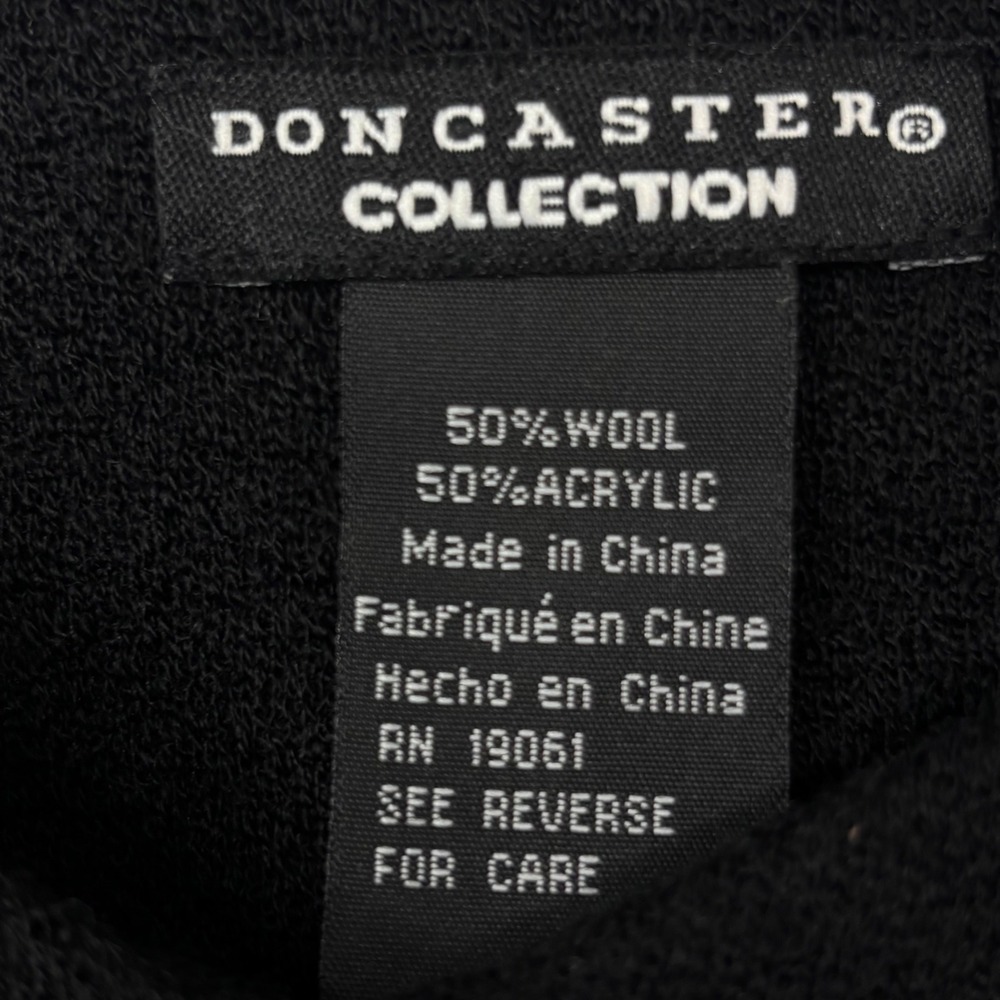 NWT DONCASTER Italian Women's Size 12 Black Wool Zip 3/4 Sleeve Top MSRP $295 - Picture 2 of 7